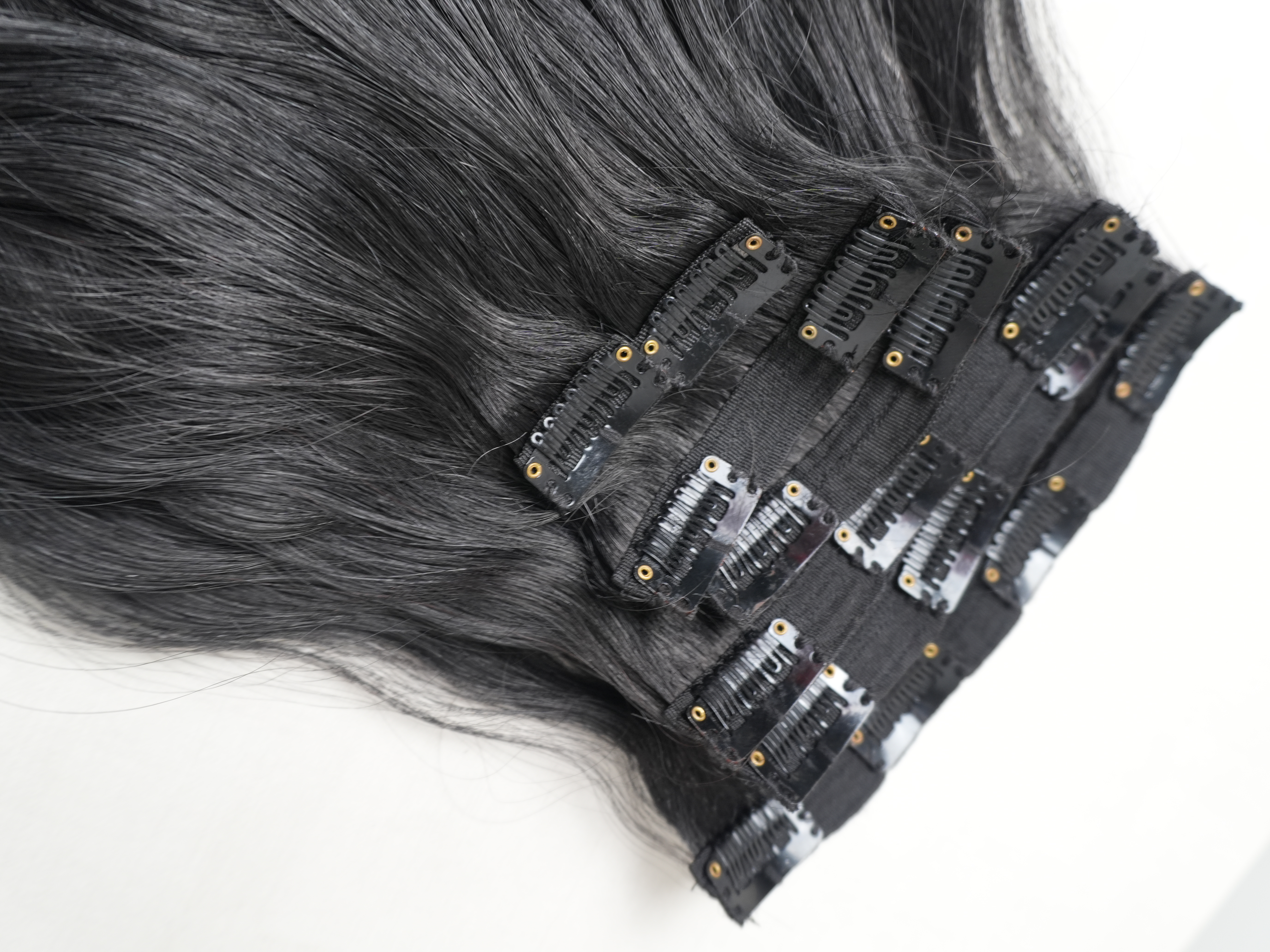 FULL SET CLIP IN HAIR EXTENSION